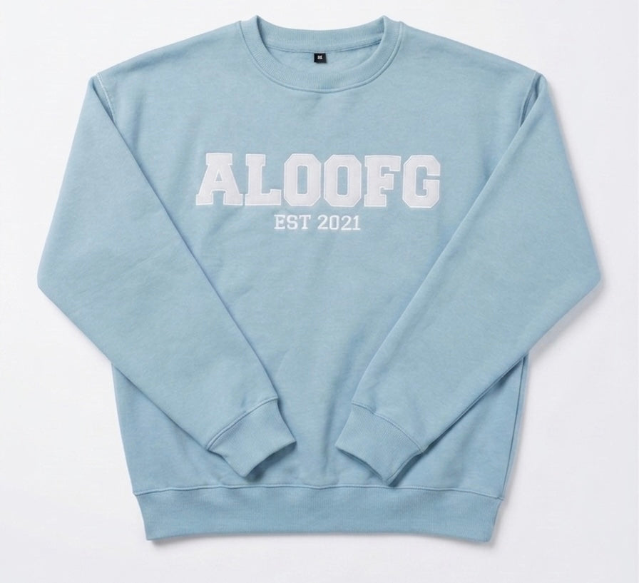 BLUE 2O21 SWEATER